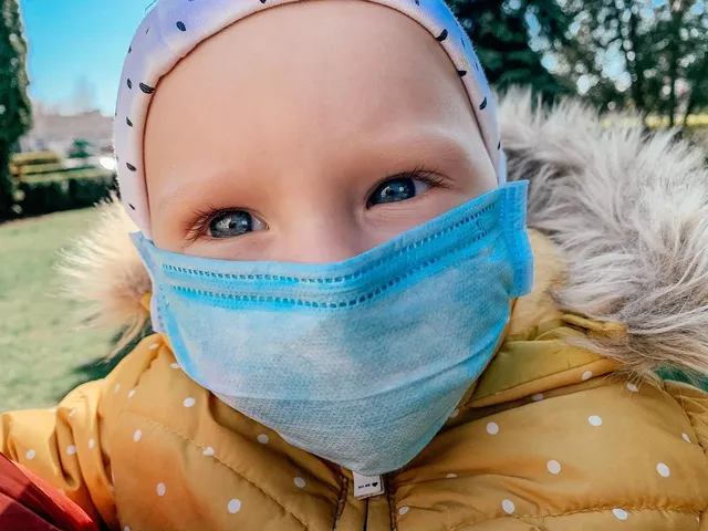 MedSec : boîte de masques procéduraux ASTM F2100 Niveau 1, bleu, 3 plis, boucles auriculaires,, 50 par bôite