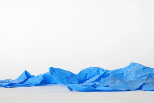 MedSec Syn-Touch: Gants d'examens médicaux sans poudre synthétiques, bleu, 4 mil d'épaisseur,, taille moyenne