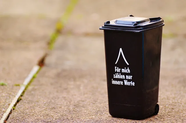 Sac à ordures noir